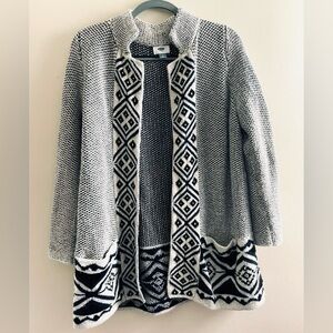 Old Navy Aztec Southwest Design Gray Black Navy White Heavy Cardigan Sweater M